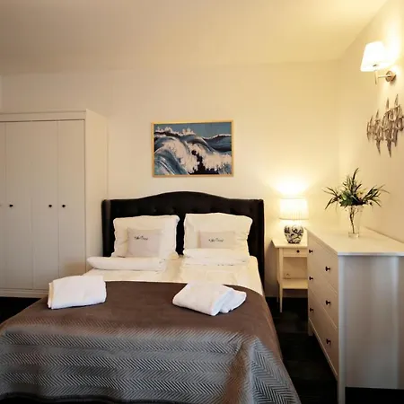 Czarli مينززدرويه