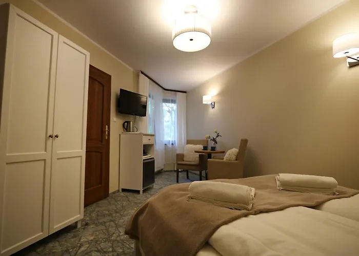 Czarli مينززدرويه