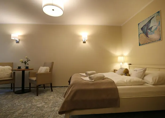 Czarli مينززدرويه