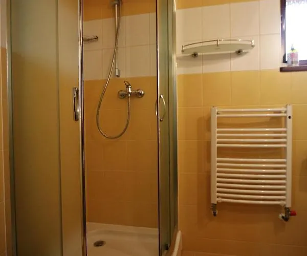 Czarli منزل للإقامة